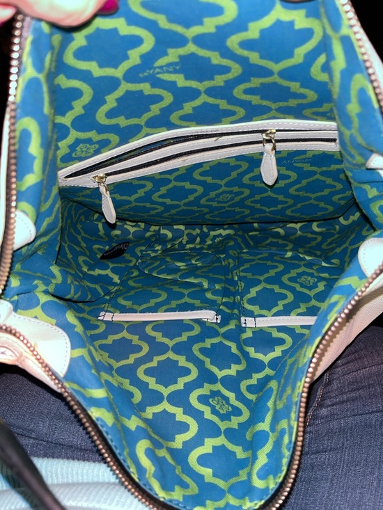 EUC OrYany Adele sea foam green and gray pebbled leather hobo handbag - Picture 5 of 5